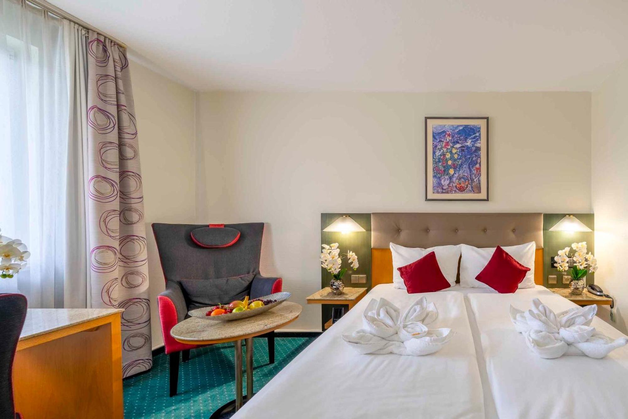 Plaza Inn Blankenburg Ditzingen, Sure Hotel Collection Экстерьер фото