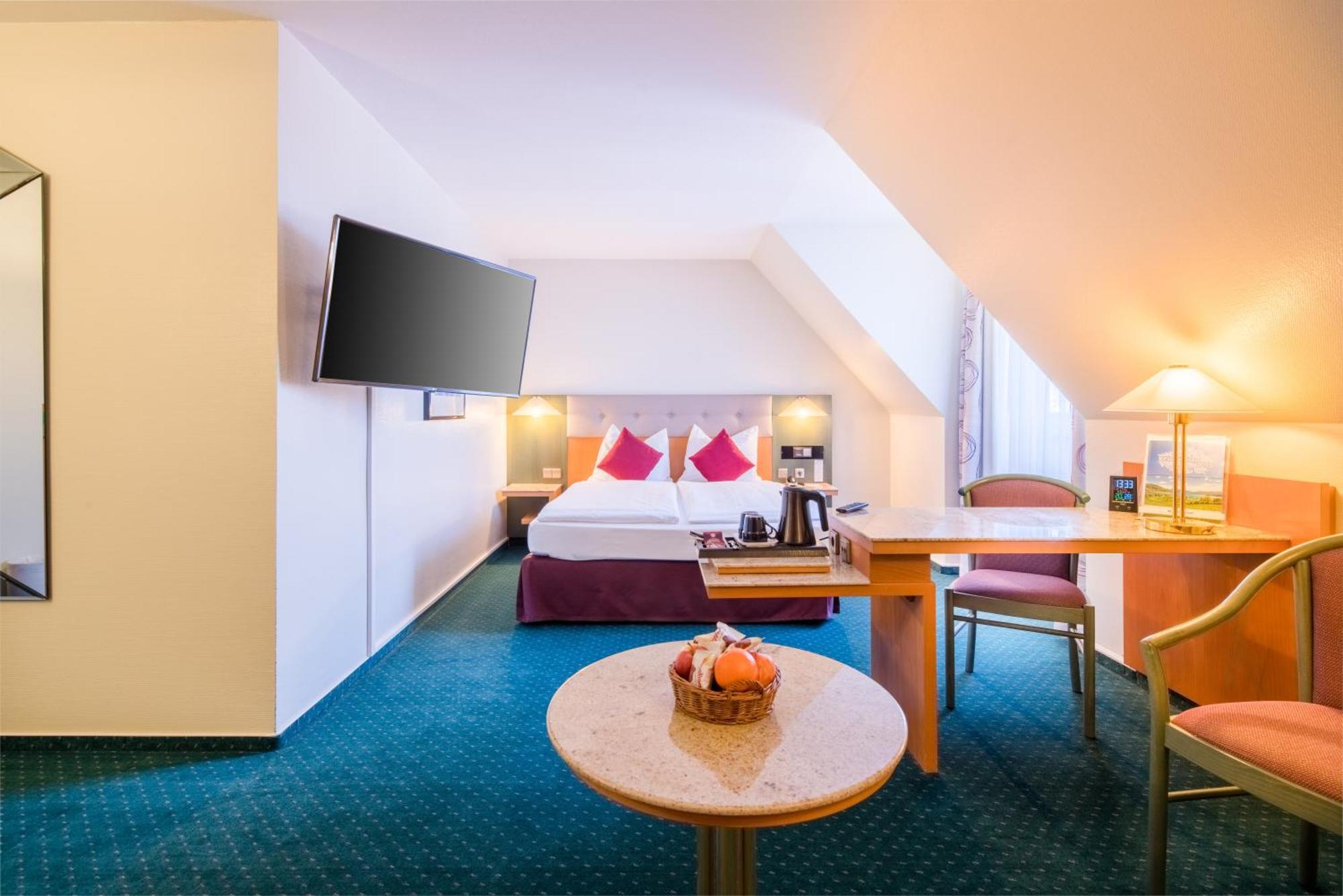Plaza Inn Blankenburg Ditzingen, Sure Hotel Collection Экстерьер фото