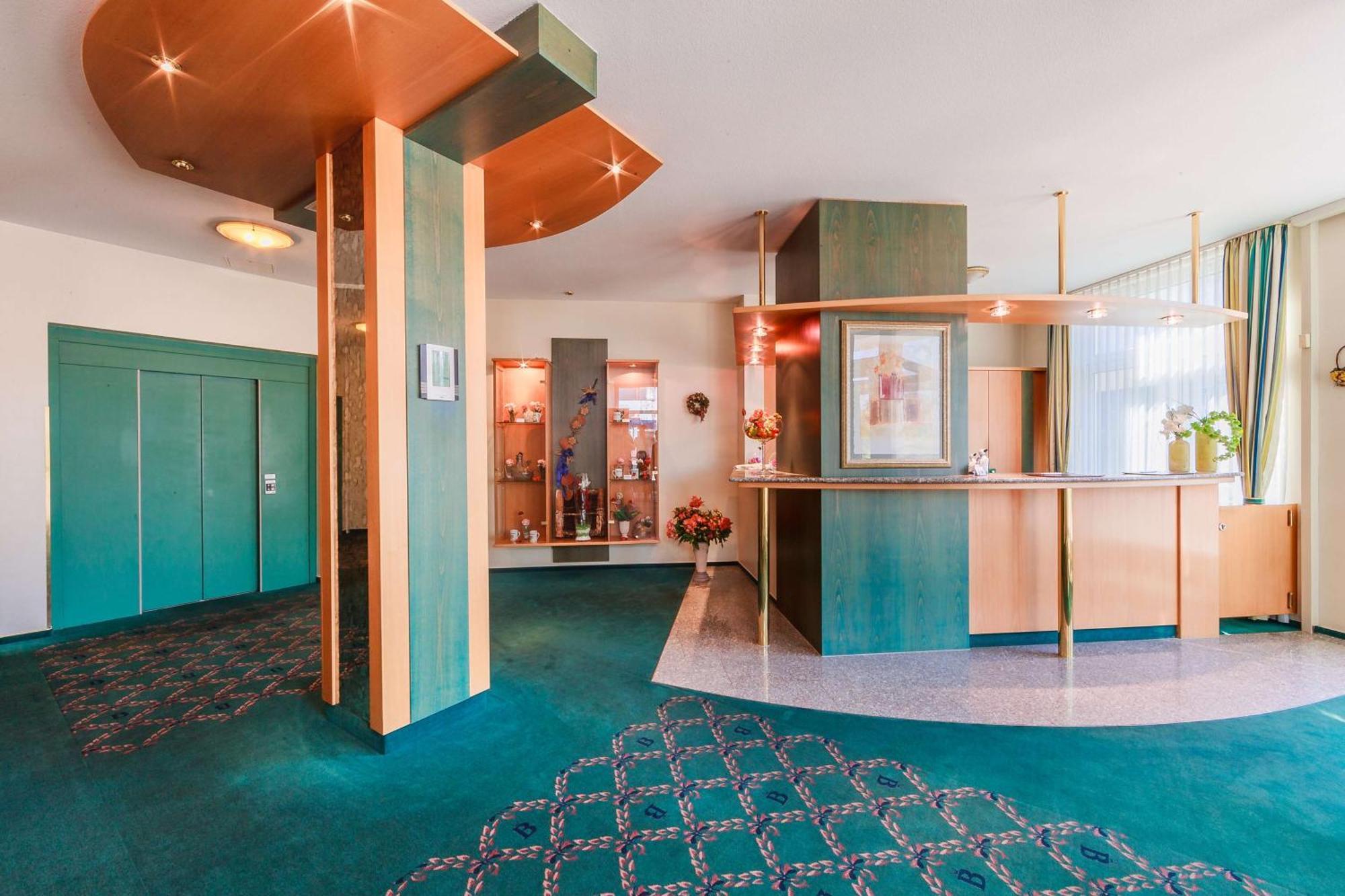 Plaza Inn Blankenburg Ditzingen, Sure Hotel Collection Экстерьер фото